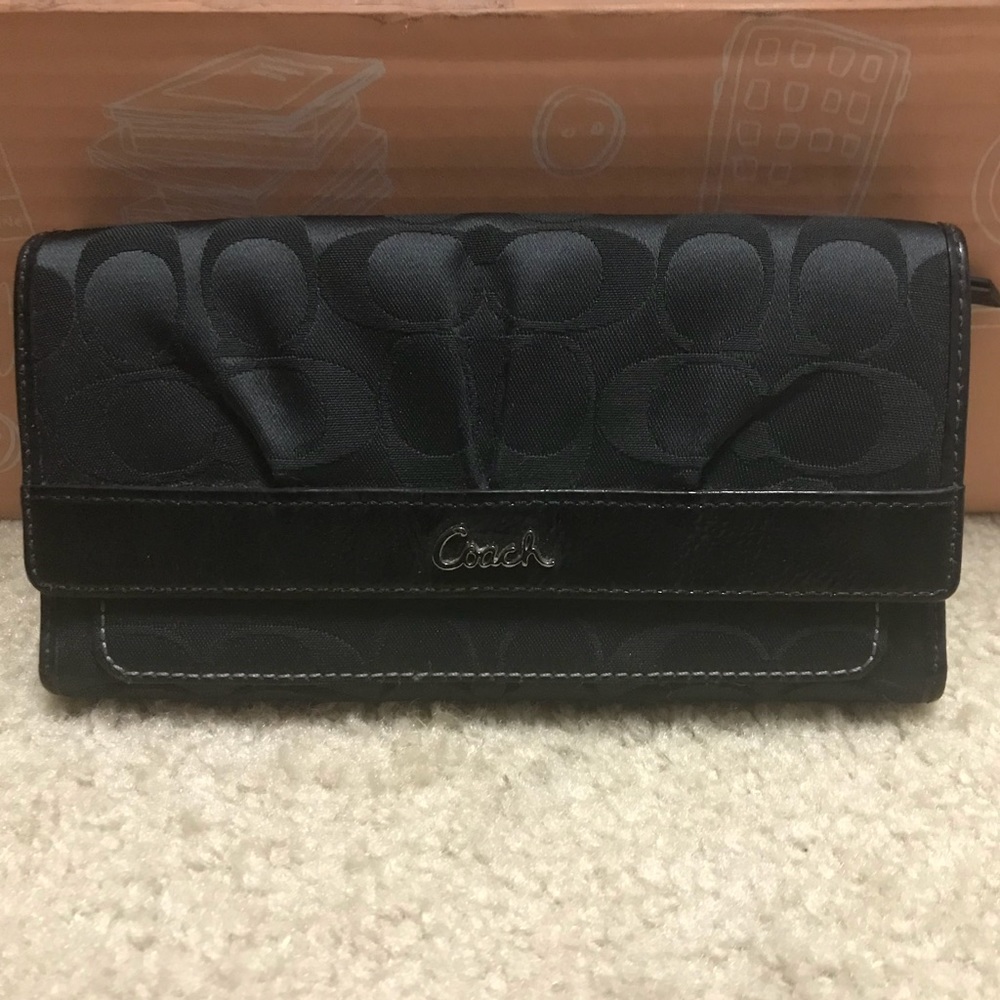 Coach wallet